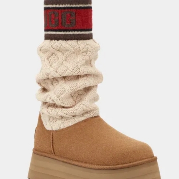 Ugg - Picture 2 of 6